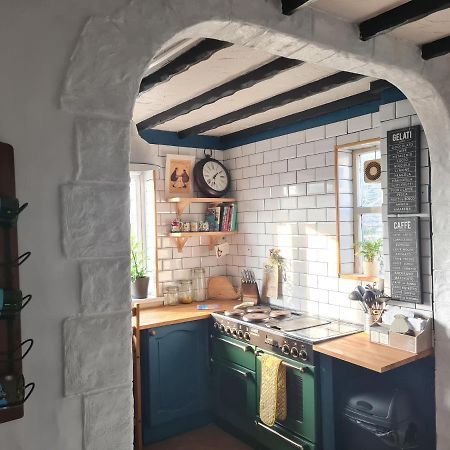 Old Road Cottage Pet Friendly Outdoors Beaches Neath Buitenkant foto